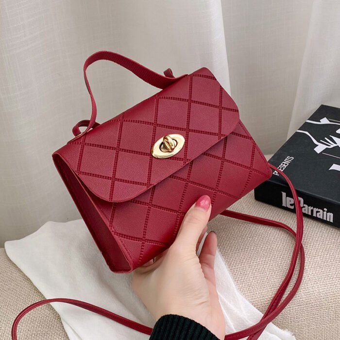 Stylish and Simple Messenger Bag - Image 2