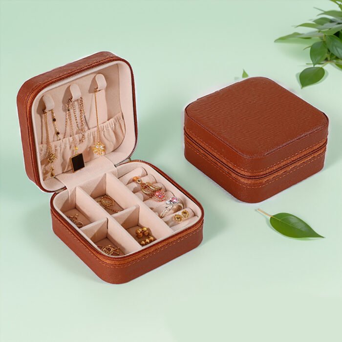Convenient Jewelry Organizer Box - Image 3