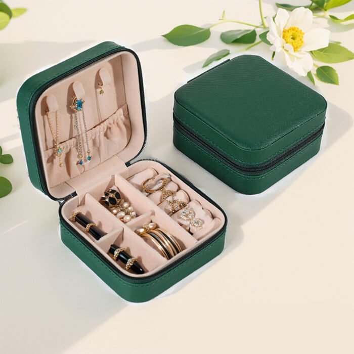 Convenient Jewelry Organizer Box - Image 4